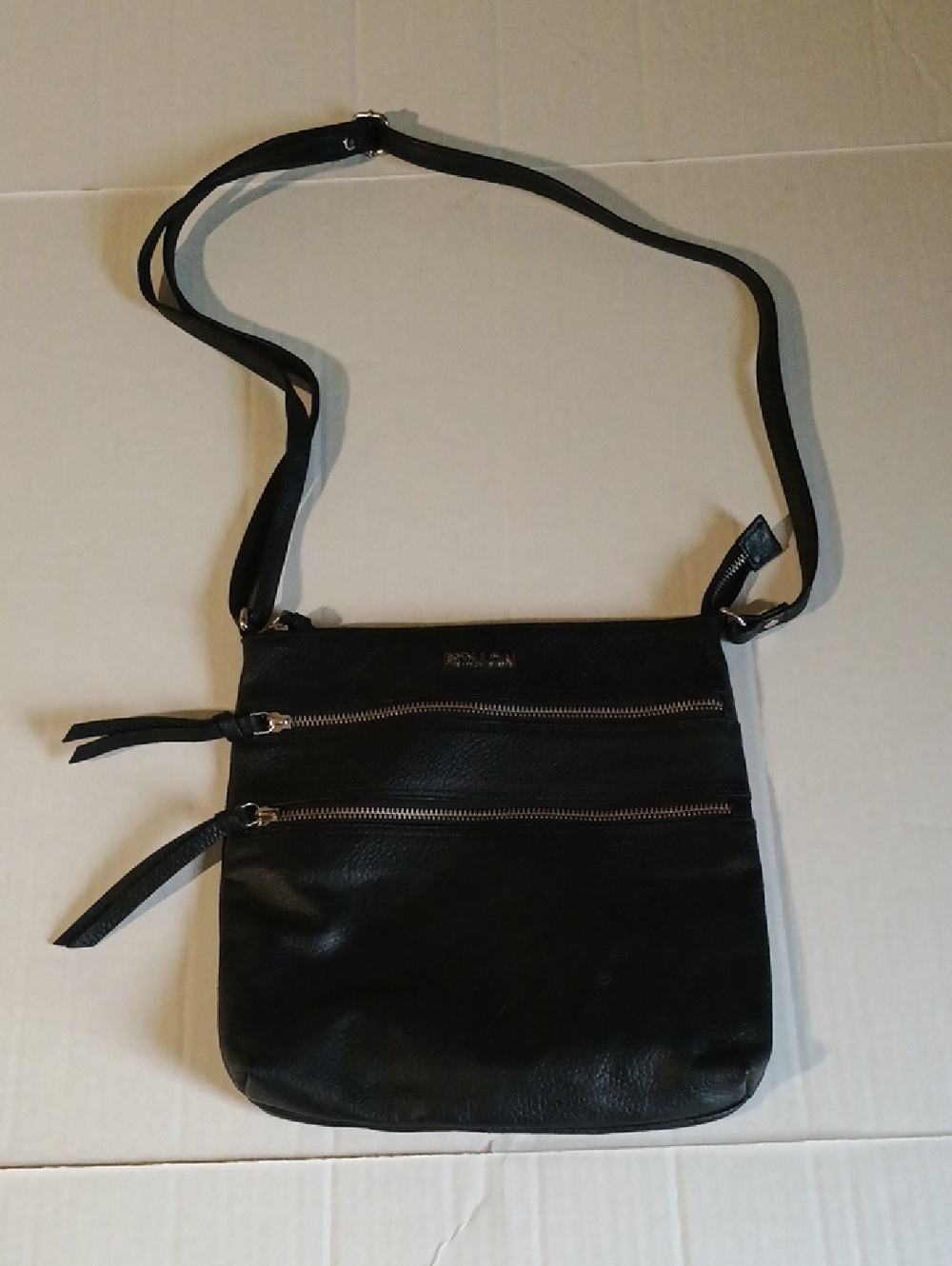 Estalon Crossbody Multi Zipper purse